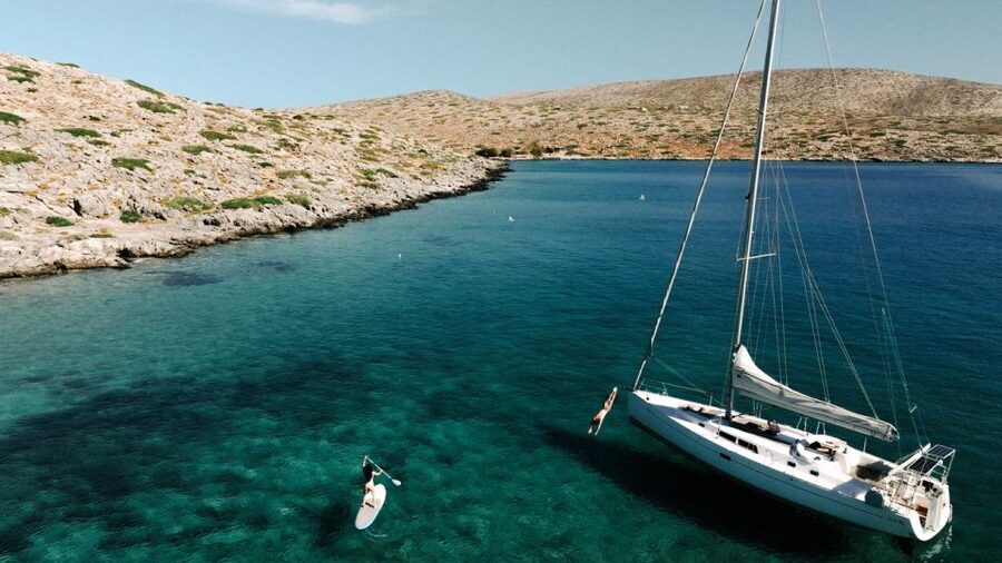 Agios Nikolaos: Mirabello Bay Sailing Cruise with Meal - A comfortable return to Agios Nikolaos