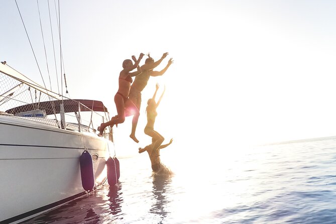 All inclusive cruise Sailing Cruise to Delos&Rhenia beaches - What the crew can add to the day