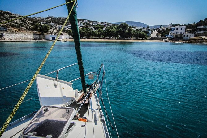 All inclusive day sailing tour from Naxos to the small cyclades - Key points at a glance