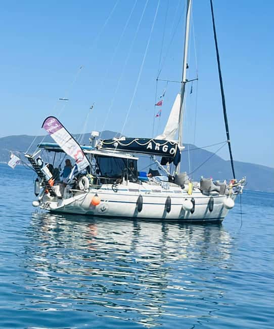 ARGO III Skiathos Day Sailing, Breakfast, Lunch, Drinks - Breakfast, fruit, and snacks as the boat gets moving