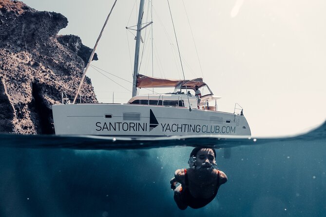 Beautiful Day Catamaran Caldera Cruise incl. Meal & Drinks - Mesa Pigadia and the long lunch stop