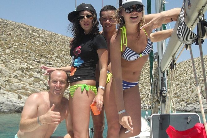 Catamaran cruise in Mykonos with Meal, Drinks & Transport - The sunset option and Mykonos from the sea