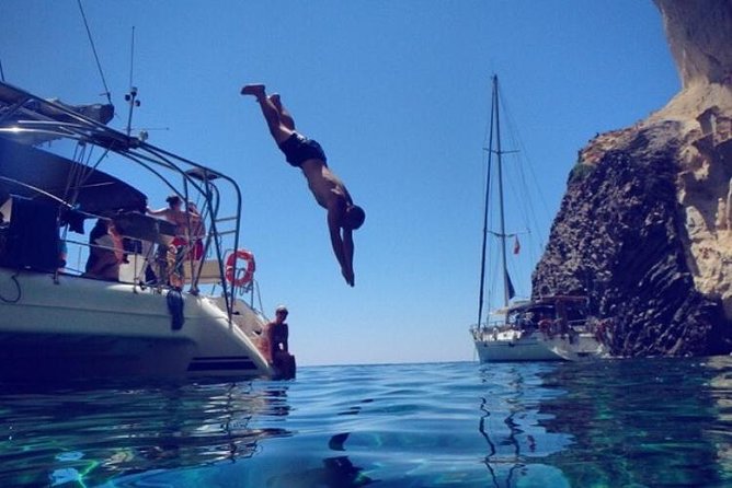 Catamaran Half Day Morning Cruise: Kleftiko - Kalogries Beach gives you the first swim