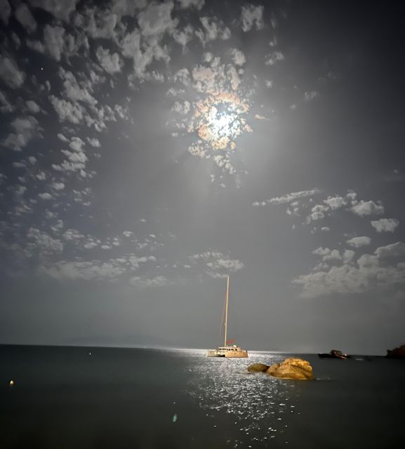 Catamaran’s Private Tour / Mykonos - How the price compares with the experience