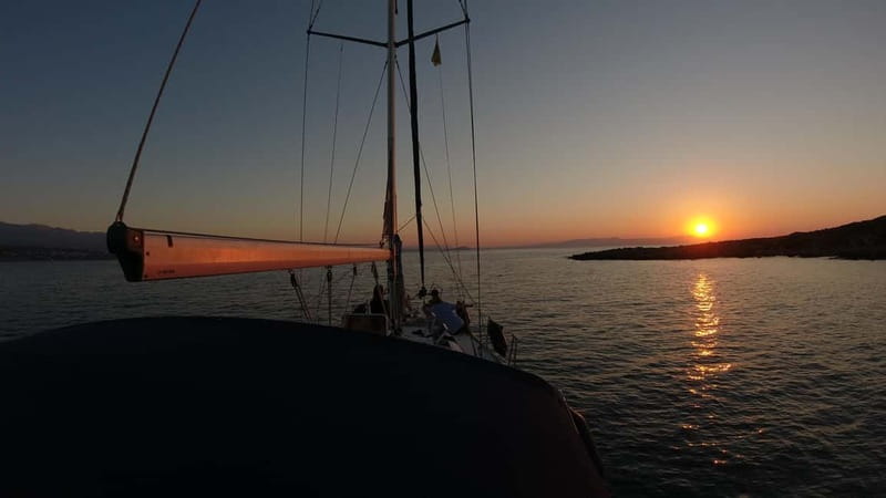 Chania: Private Sailing Cruise with Snorkel, Lunch & Drinks - Key points at a glance