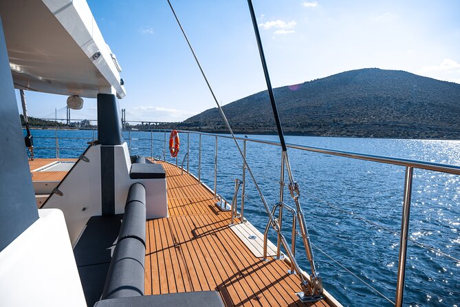 Comfort Max Catamaran Caldera Cruise with BBQ and Drinks - Mesa Pigadia, Red Beach, and the main swim stop