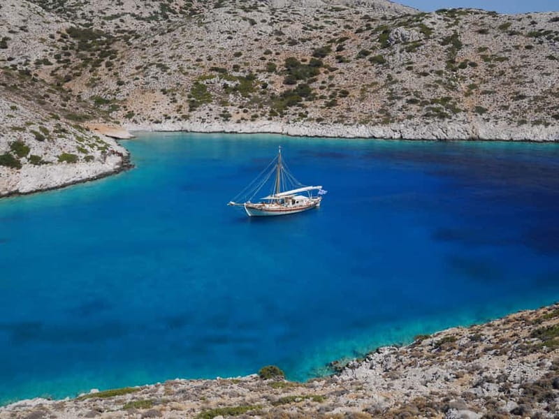 Corfu: Sunset Cruise on a Traditional Wooden Sailing Yacht - Who should book the Odysseia sunset cruise?