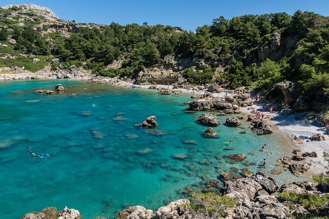 Day Cruise by a Sailing Yacht to the most beautiful bays or Rhodes (Small Group) - Is the boat comfortable for 15 people?