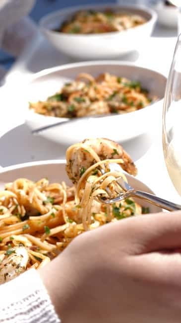 Dia Sailing Cruise With All-inclusive Meal And Drinks - Group size, space, and comfort