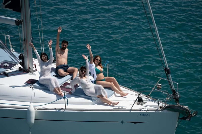 Dia Sailing Cruise With All-inclusive Meal And Drinks - Four hours around Dia Island