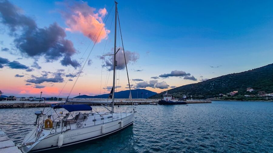 From Agia Efimia: All Inclusive Sailing Day Trip to Ithaca - Sailing under sail, or motoring across the Ionian