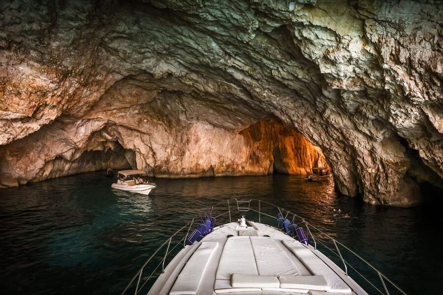 From Corfu: Luxury Yacht Cruise to Paxos and Antipaxos - Who will enjoy this yacht trip most