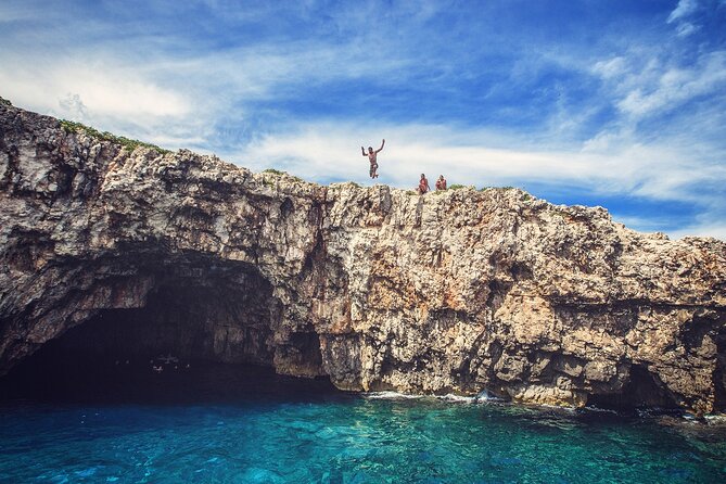 From Heraklion:Small group 5,5h Sunset Sailing trip to Dia Island - Seeing Castello del Molo, or Koules