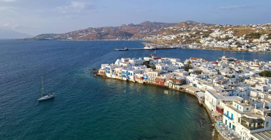 From Paros: Delos & Mykonos Full-Day Trip by Catamaran - Delos, an ancient island with no modern town