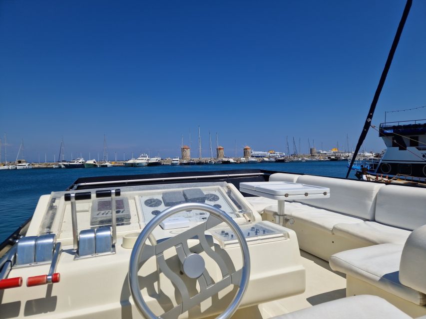 From Rhodes: Yacht Cruise to Lindos with Lunch and Drinks - Who should book this experience?