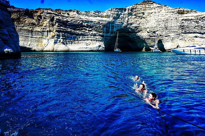 Full day sailing cruise on the West side of Milos island - Agios Dimitrios and the quiet trip back