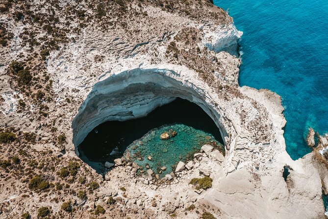 Full day sailing cruise on the West side of Milos island - Food and drinks add real value