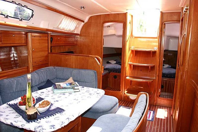 Half Sailing Cruise to secret bays (5 hours) - Swimming and quiet coastal stops