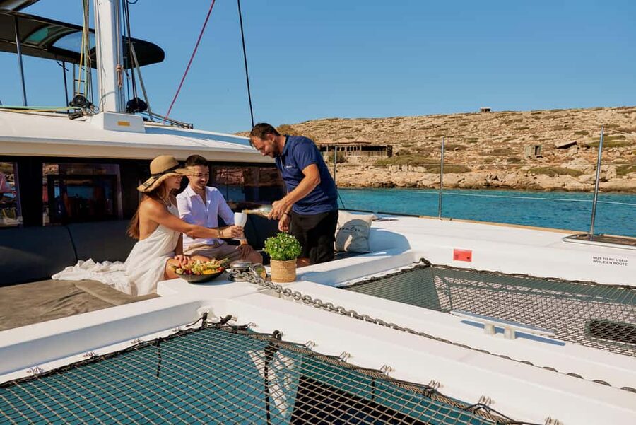 Heraklion: Catamaran Cruise to Dia Island - Should you book the DanEri Dia Island cruise?
