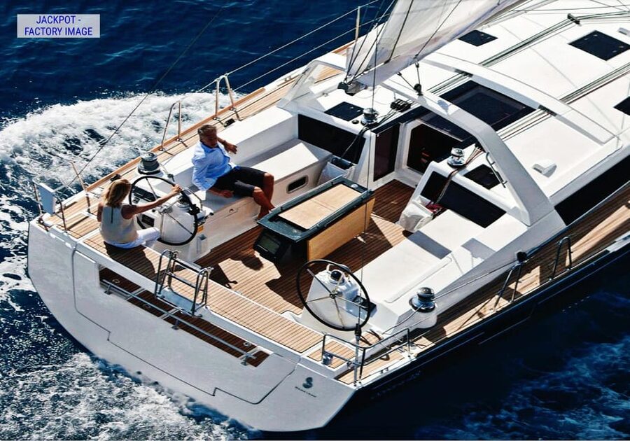 Heraklion: Dia Island Luxury Sailing Trip with Meal & Drinks - Lunch, drinks, and the practical meaning of all-inclusive