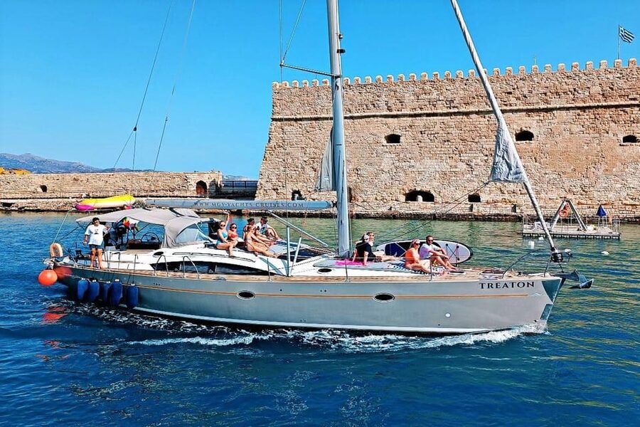 Heraklion: Dia Island Luxury Sailing Trip with Meal & Drinks - Sea conditions and seasickness advice