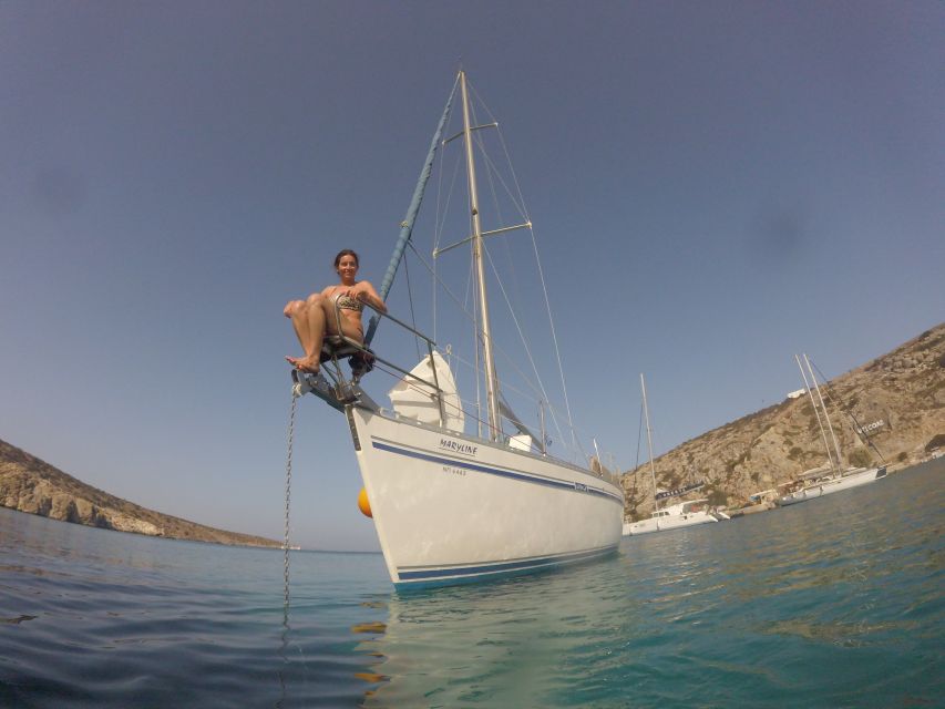 Heraklion: Dia Island Morning Sailing Trip with Snorkeling - Food, drinks, and the small-group feel