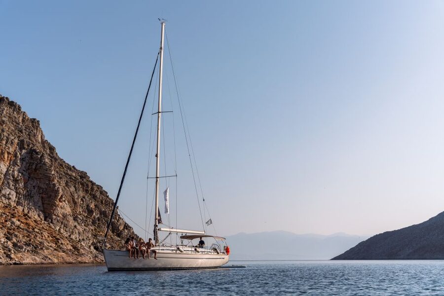 Heraklion: Dia Island Sailing Cruise with Snorkeling - What the food and drinks are really like