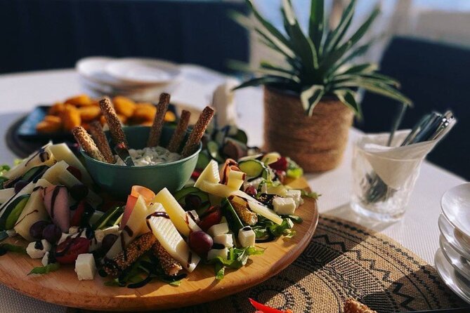Heraklion: Private Catamaran Cruise to Dia with Meal & Drinks - Is the private price good value?