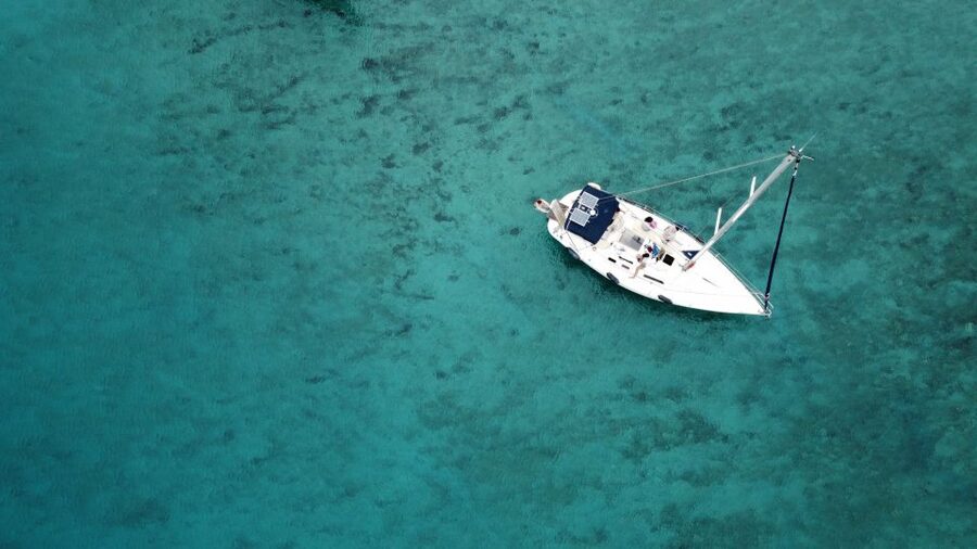 Heraklion: Private Full-Day Sailing Trip to Dia Island - Lunch, local wine, and the choice to keep it simple