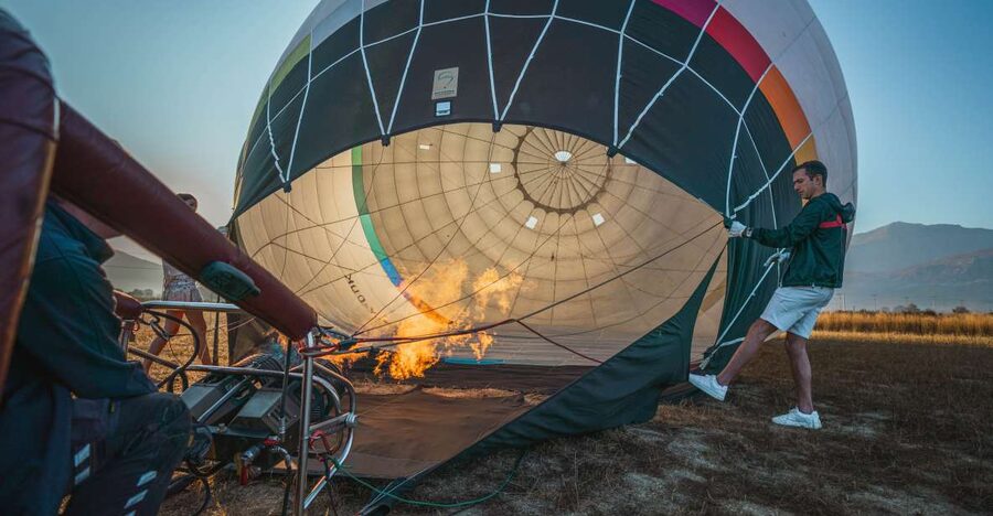Heraklion: Sunrise Balloon Flight & Sunset Catamaran Cruise - Boarding the catamaran from Heraklion or Hersonissos