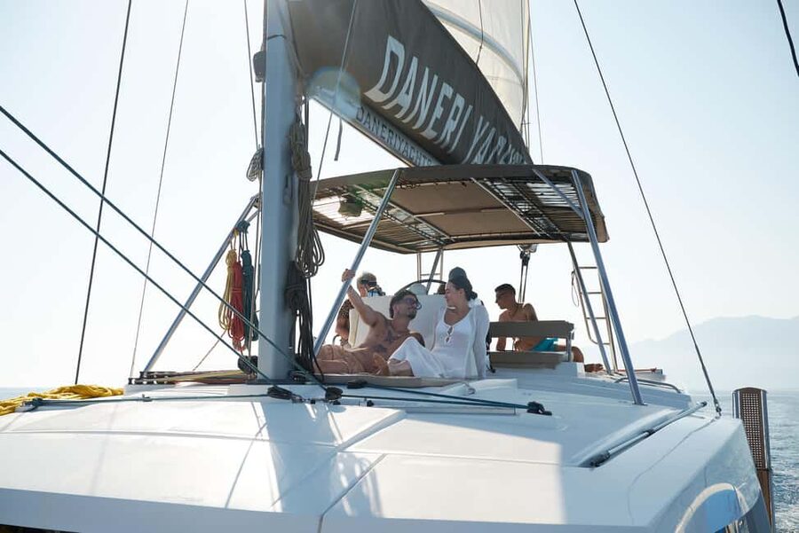 Hersonissos: Dia Catamaran Cruise with Lunch & Drinks - Practical details that affect your day