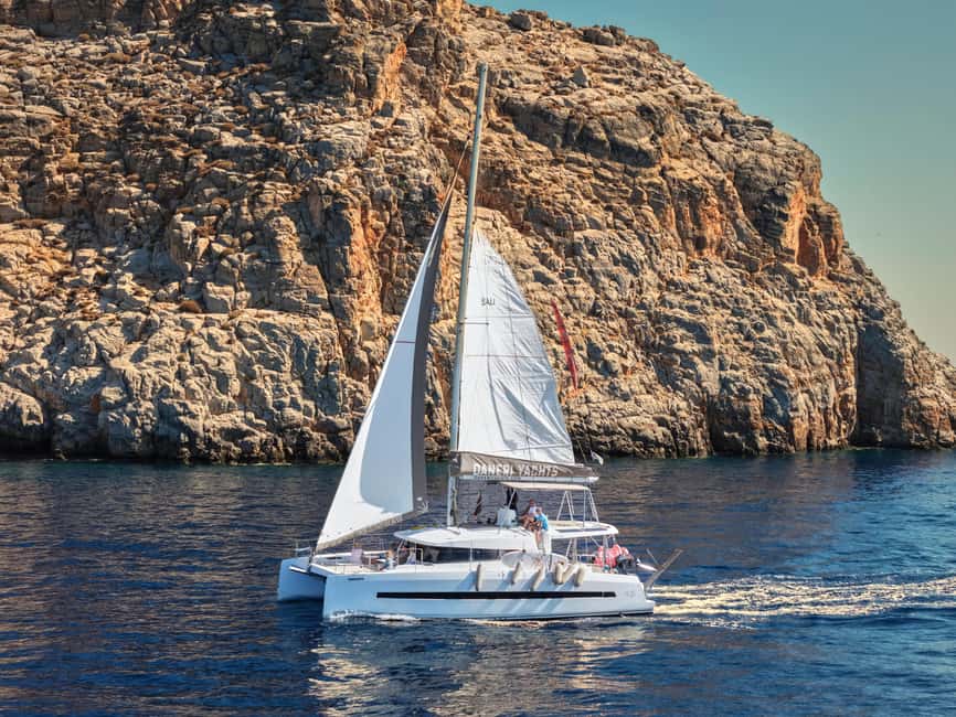 Hersonissos: Dia Catamaran Cruise with Lunch & Drinks - Dia Island and the three-hour swim stop