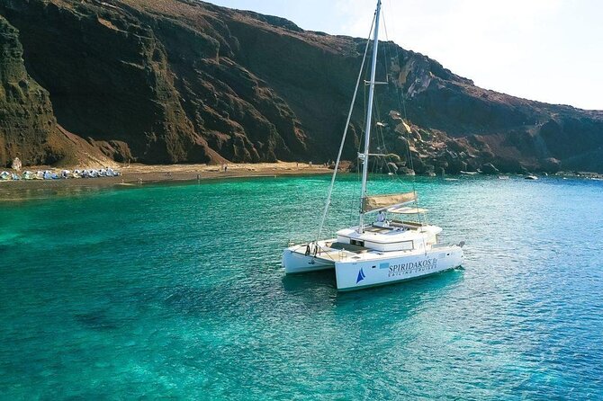 Island Hopping: Santorini Catamaran Charter Cruise with a skipper - What the catamaran setup means for your group