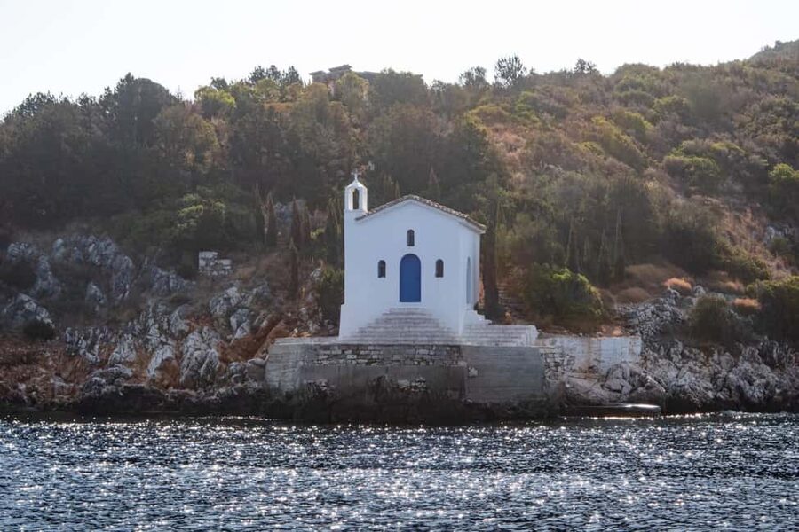 Kefalonia: Private Sailing Cruise with Local Lunch & Snacks - A full day on the Ionian Sea from Poros
