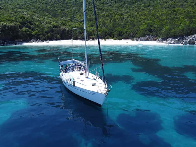 Kefalonia: Private Sailing Cruise with Local Lunch & Snacks - What the small group changes