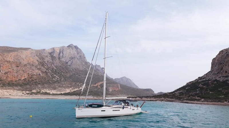Kissamos: Balos & Gramvousa Luxury Catamaran Cruise - The short sail to Balos Lagoon