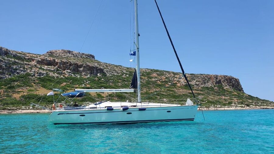 Kissamos: Catamaran Cruise to Balos & Gramvousa with Lunch - Why a catamaran is a smart way to see Balos