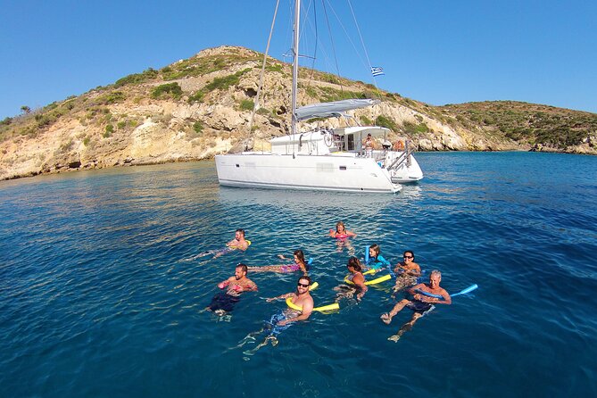 Luxury Catamaran Cruise Including pickup and Traditional Food - Who will get the most from this cruise