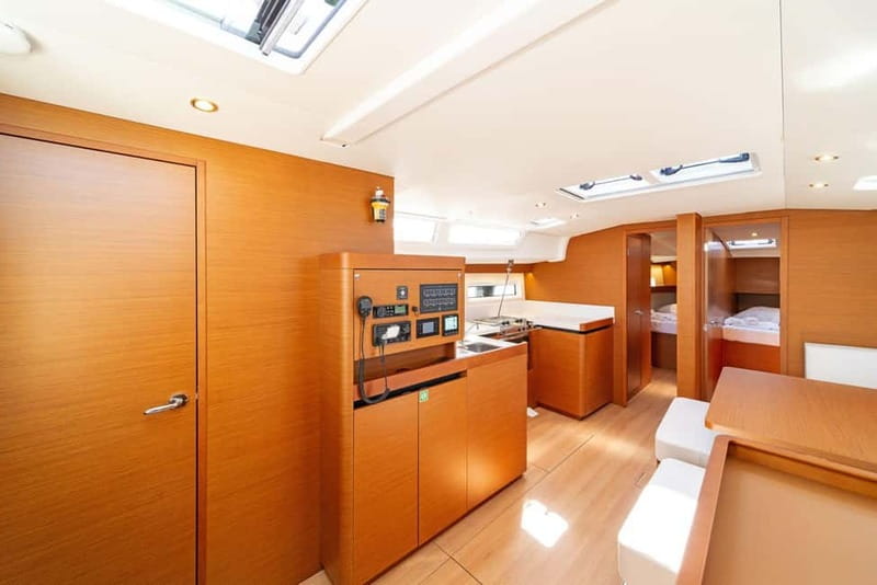 Luxury Sailing Cruise in Agios Nikolaos: Half-Day & Full-Day - Sailing out from Agios Nikolaos Marina