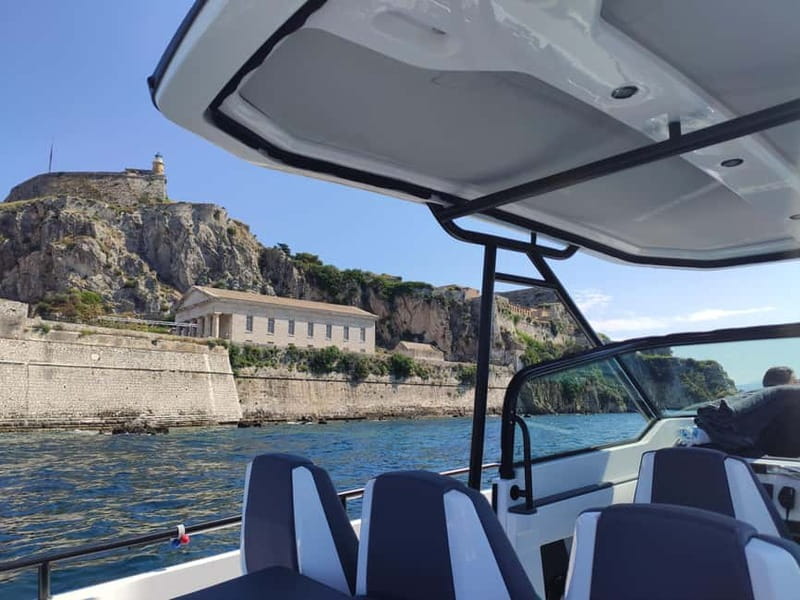 Luxury Yacht Experience Semi-Private North East - Who will enjoy this most