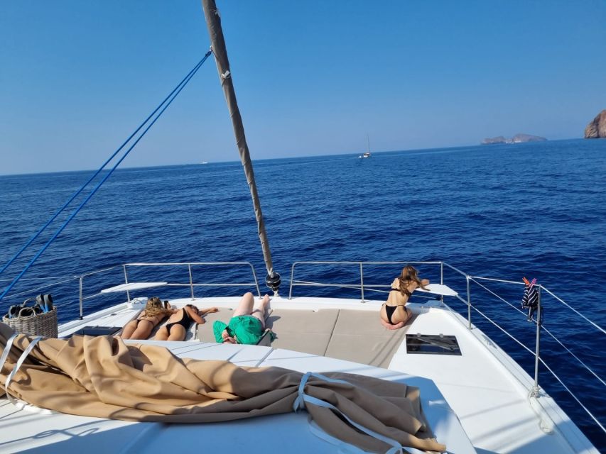 Milos: Full-Day Catamaran Cruise with Food and Open Bar - Why a full day on the water suits Milos