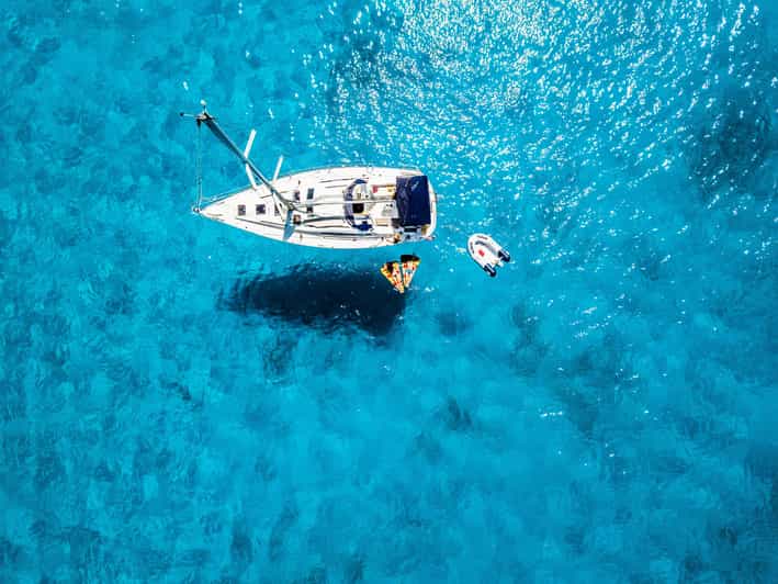 Milos: Full-Day Kleftiko Poliegos Sailboat Tour with Lunch - Gerakas combines lunch with another swim