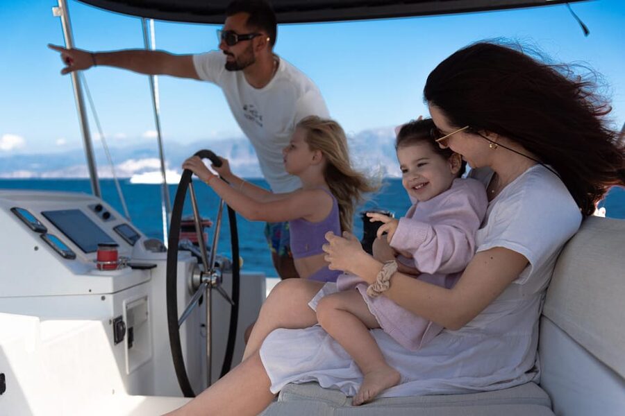 Milos: Full Day Luxury Catamaran with Full Meal & Open Bar - Kleftiko’s caves and a proper lunch break