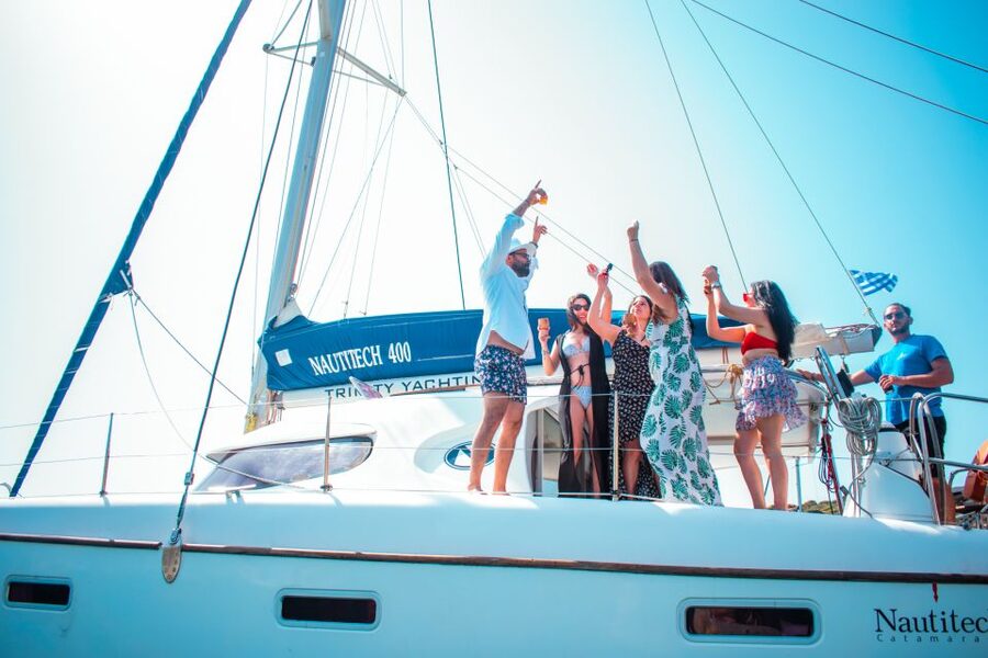 Milos: Full day Milos and Poliegos Catamaran Cruise - Starting at Adamantas with breakfast on board