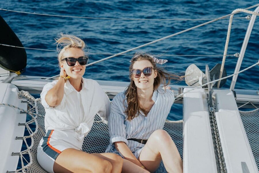Milos: Kleftiko Morning Catamaran Cruise with Lunch & Drinks - Cape Vani and Sykia Cave add the dramatic scenery
