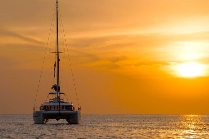 Milos Sunset Catamaran Cruise to Kleftiko Bay with Meal & Drinks - Making the most of the sunset return