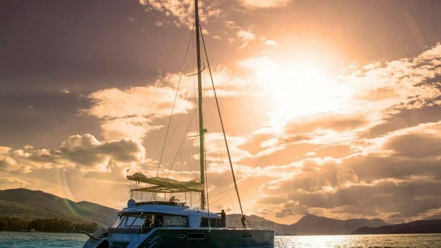 Naxos: Catamaran Cruise with Lunch & Drinks - Lunch with moussaka, salad, and local drinks