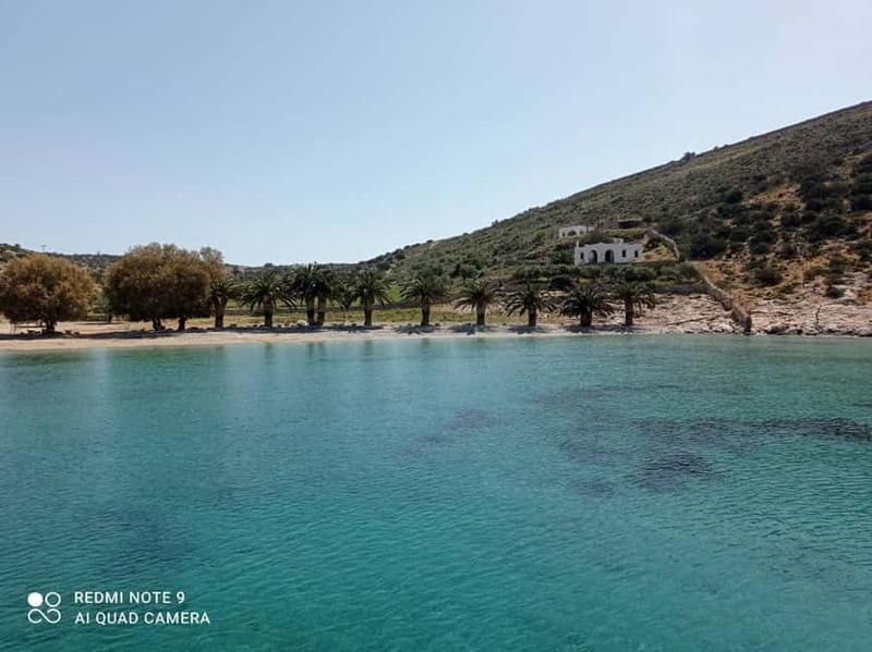 Naxos: Naxos Catamaran Sailing Cruise with Lunch and Drinks - Space, service, and the feel on board