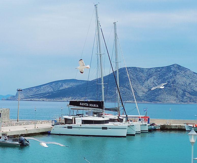 Naxos: Naxos Catamaran Sailing Cruise with Lunch and Drinks - Should you book the Naxos catamaran cruise?