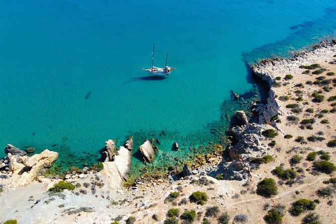 One Full Day of True Sailing to South Naxos & Koufonisi SY AGERAS - Why the crew matters on this particular trip
